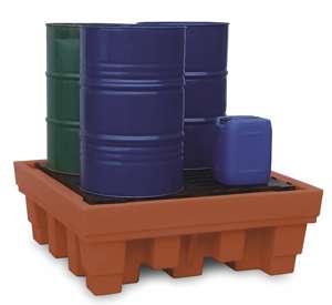 vasca di plastica di contenimento e raccolta 
					per stoccaggio in sicurezza di 4 fusti