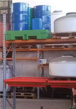 4 drums compact spill pallet good for rack storage